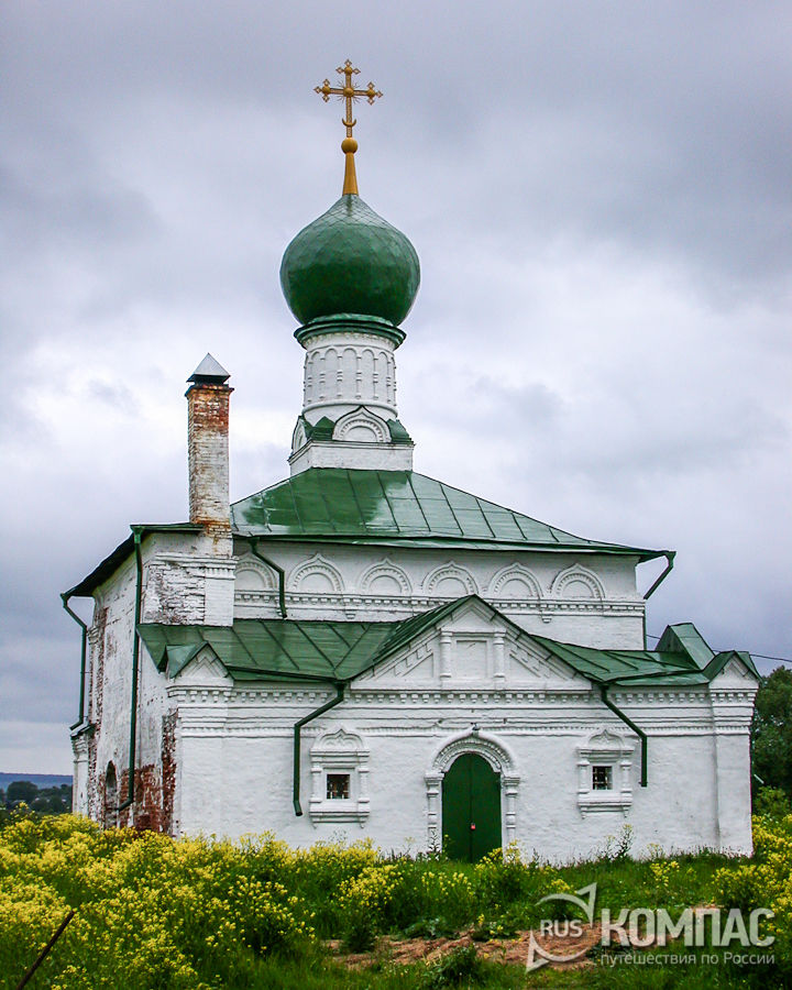 Западный фасад Всехсвятской церкви Троицкого Данилова монастыря