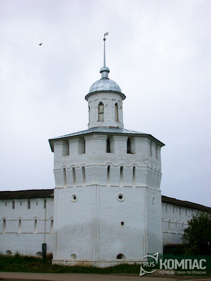 Северо-западная башня ограды Никитского монастыря