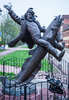 Памятник герою сказки Писахова поморскому мужичку Сене Малине из деревни Уймы