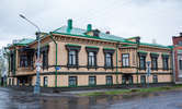 Дом Суркова