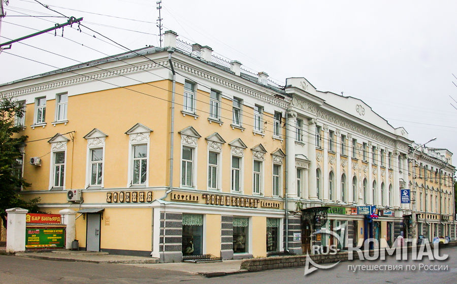 Трехэтажный дом (Советская улица, 2)