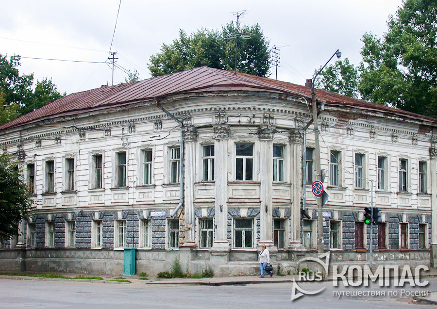 Дом Углечаниновых 1887-1888 гг. (улица Симановского, 9/35)