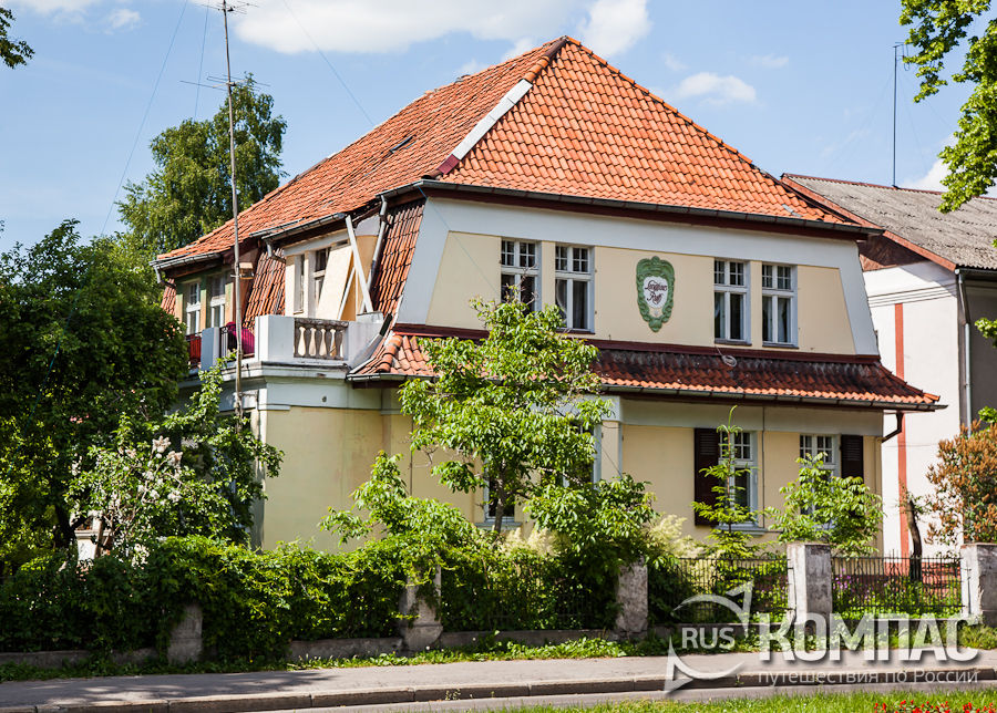   1905−1910  (. , 8)