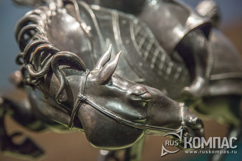 "�������", 2000 �.