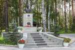 Памятник святому Страстотерпцу императору Николаю II
