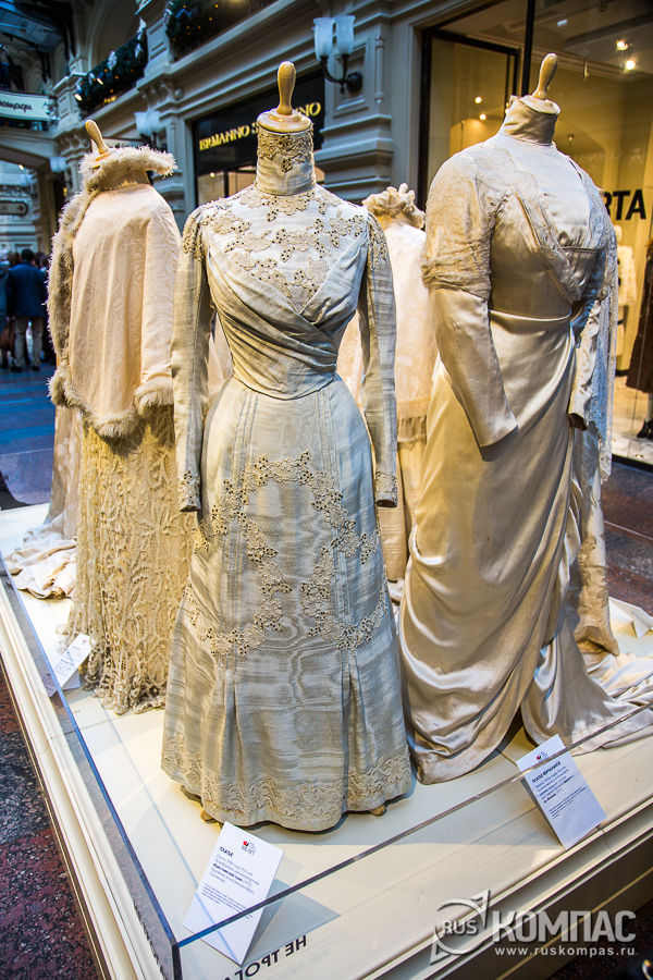 ������ �� ����-�������� ����� � ���������� �������� ����� ���� (����� 1900 ����, ������)