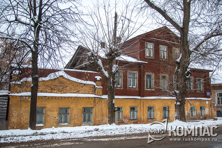 Старые дома на Орловской улице