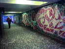 Граффити в подземном переходе