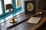 Письменный стол в спальне Алексея Столыпина