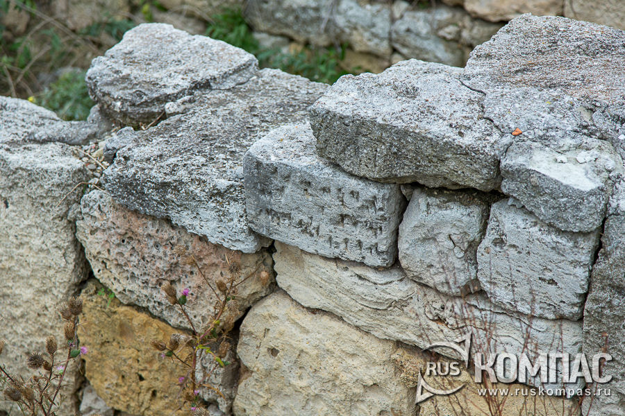 Камни древнего Херсонеса