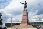 Памятник Ф.Э. Дзержинскому на Привокзальной площади
