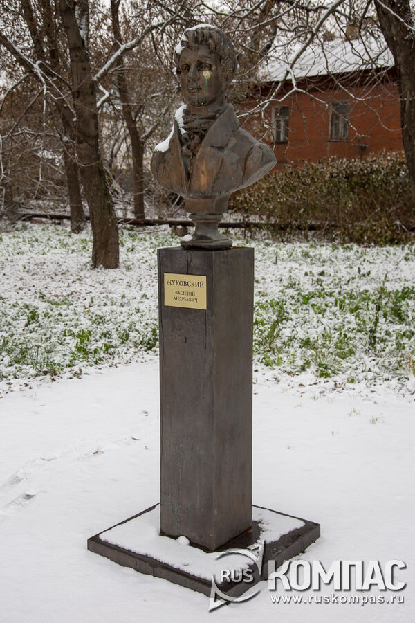 ���� ������ �. �. ���������� �� ����� (������������� ��., 7)