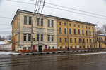 Епархиальное женское училище с жилым домом и лавкой со двора XIX в (Советская улица, 11)