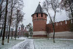 Никитская башня Тульского кремля со стороны парка