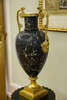 Декоративная каменная ваза