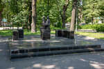Памятник детям, погибшим в годы Великой Отечественной войны в Пионерском парке