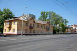 Здание послевоенной постройки (улица Гагарина, 3)