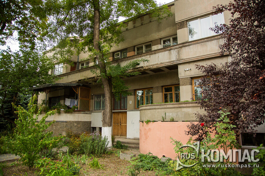 ������ � ������ ���� � ��������, ����� ���� (��. ����������, 5)