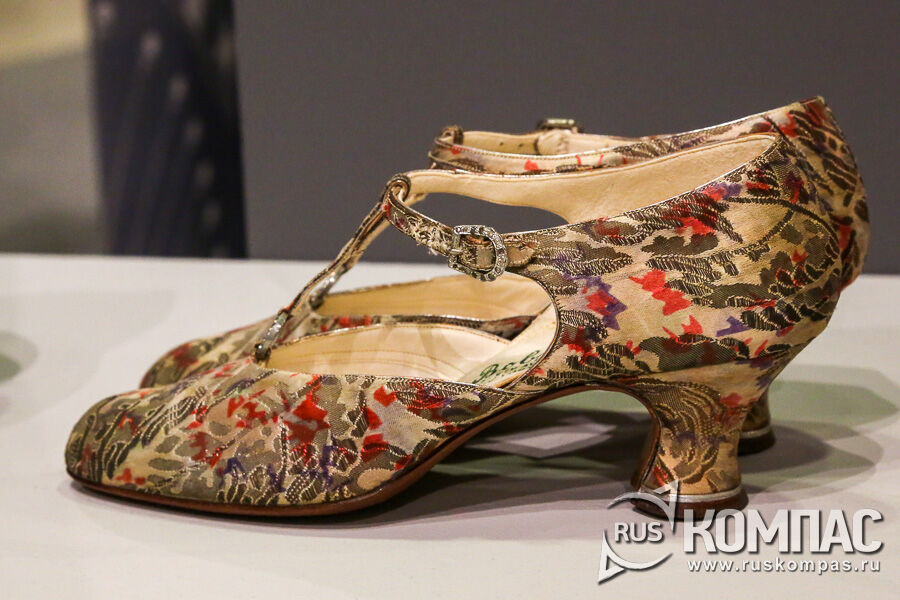 ������� �� ���������� ����� � ������������ ������� �� ������������ ������� �� Bob Inc. (���), 1920-29 ��.