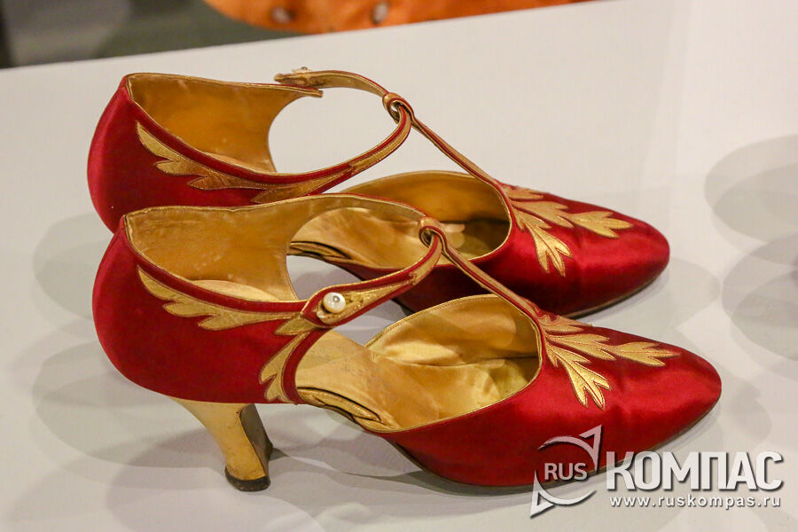 ������� ����� �� ������ � �-�������� �������� �� ��������, �� Frank Brothers Footwear Inc. (���) 