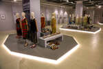Коллекция бисерных платьев на выставке представлена более 60-ю дизайнерскими моделями
