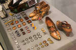 Аксессуары для обуви периода ар-деко - ремешки, пряжки и накладные пуговицы