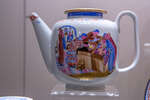 Чайник сервиза «Ясли» 1934, форма Е.А. Штриккер, роспись А.М. Ефимовой