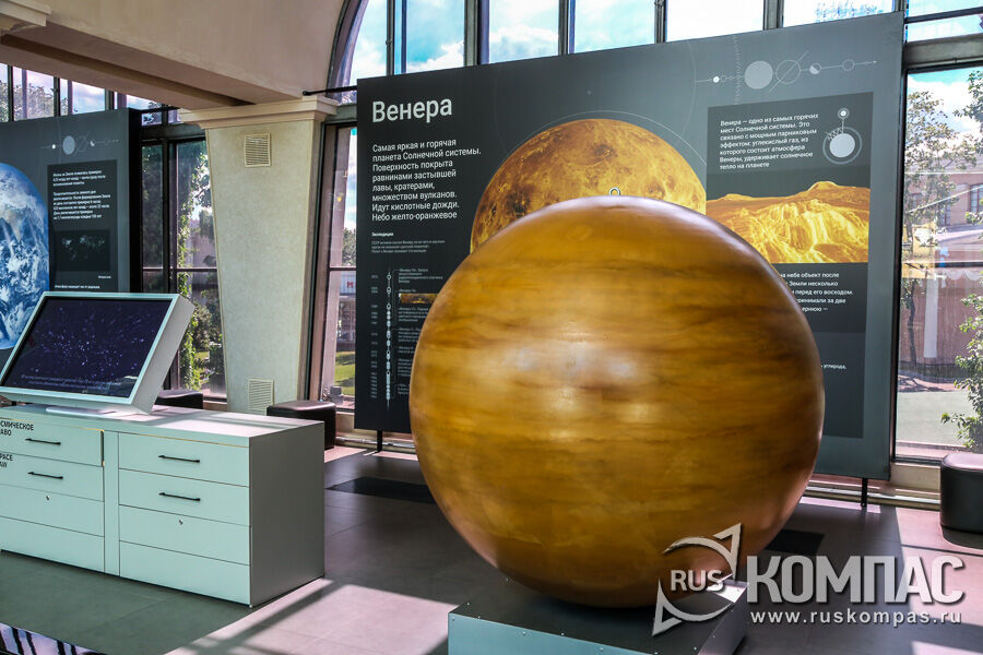 �����  �������  