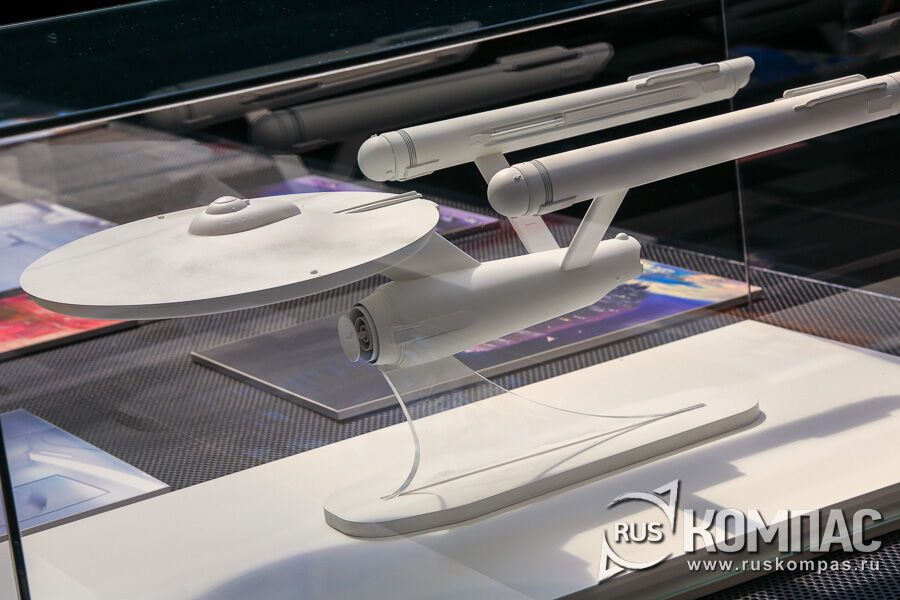 ������ ��������������� ������������ �������