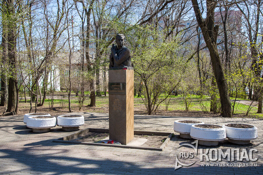 �������� �. ���������� � ����������� �����