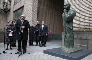 � ������ ������ �������� ����� �������