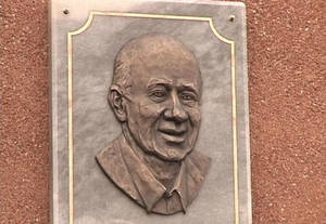 В Костроме установлена мемориальная доска драматургу Виктору Розову