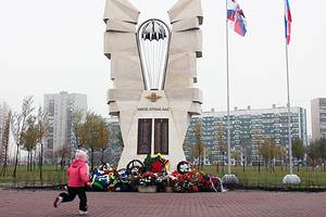 В Петербурге открыт памятник солдатам Псковской дивизии ВДВ